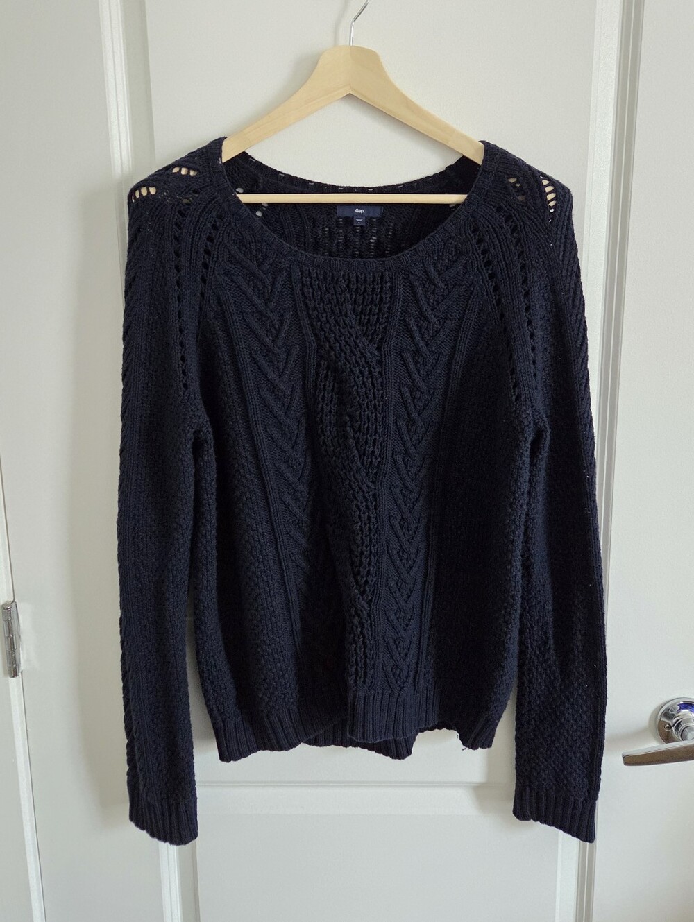 GAP Navy Cable Knit Sweater, Size Medium